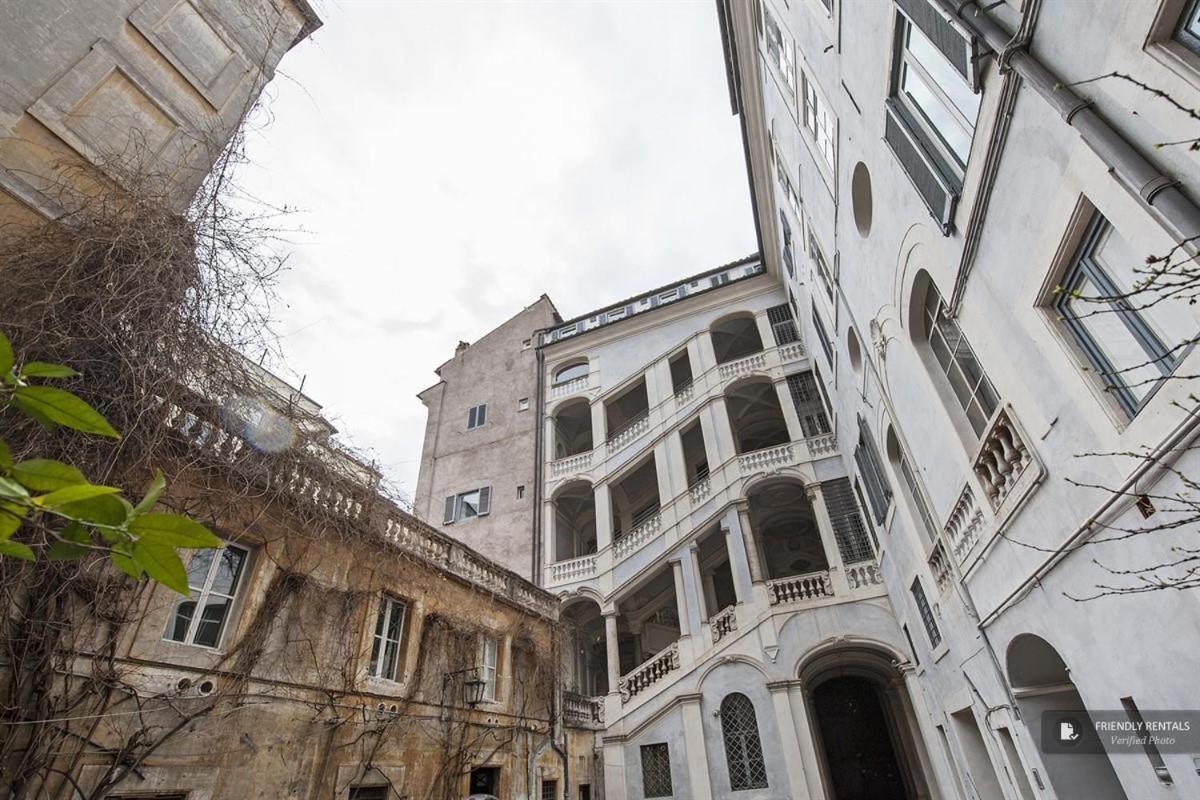 Farnese House Rom